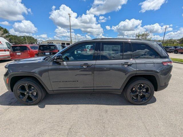 new 2025 Jeep Grand Cherokee car, priced at $41,370