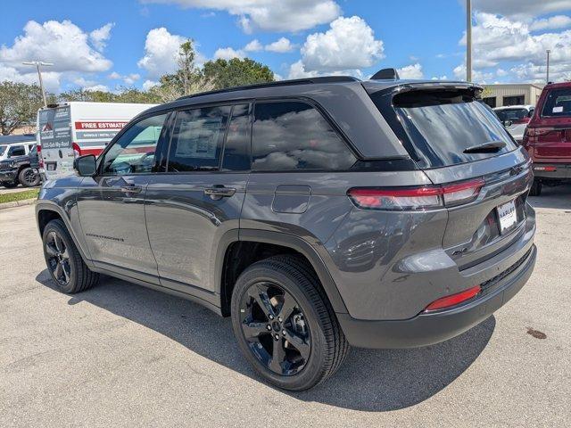 new 2025 Jeep Grand Cherokee car, priced at $41,370