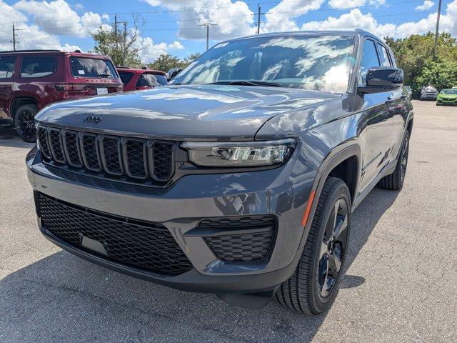 new 2025 Jeep Grand Cherokee car, priced at $41,370