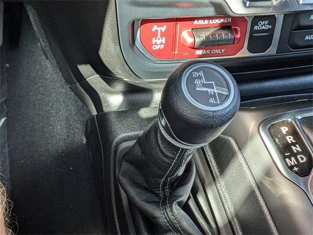 new 2025 Jeep Wrangler car, priced at $47,925