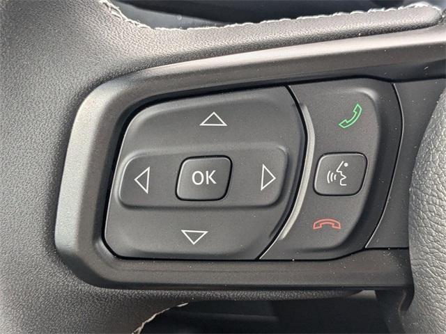 new 2025 Jeep Wrangler car, priced at $47,925