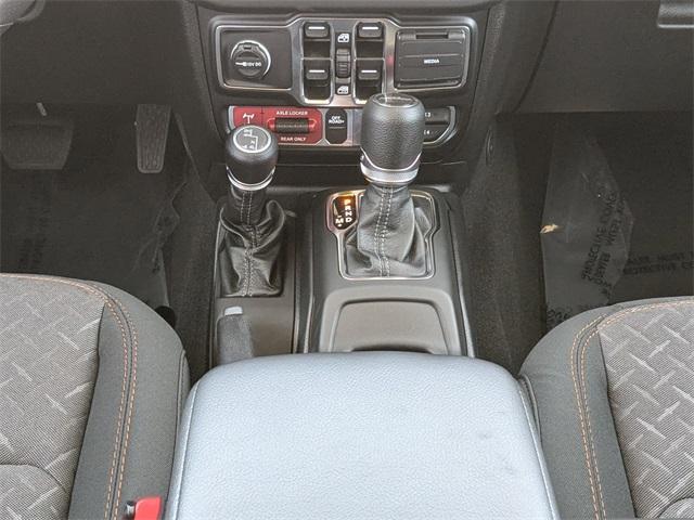 new 2025 Jeep Gladiator car, priced at $46,940