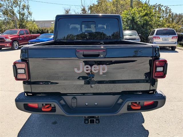 new 2025 Jeep Gladiator car, priced at $46,940