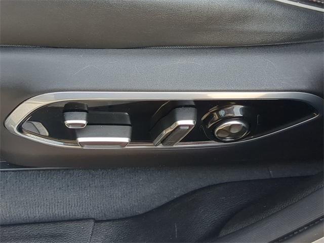 used 2023 Jeep Grand Cherokee car, priced at $29,994