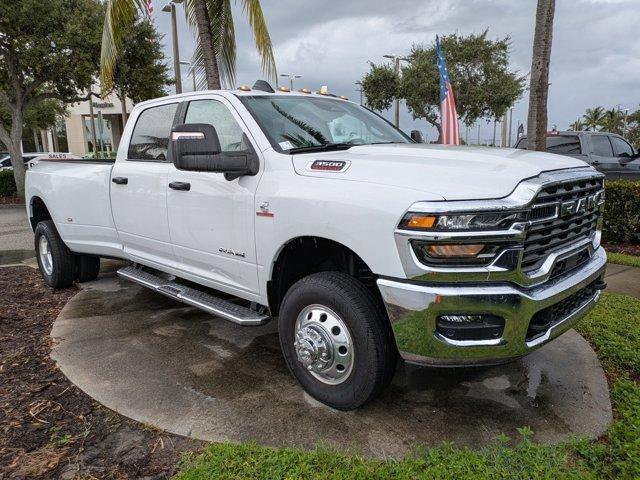 new 2025 Ram 3500 car, priced at $72,965