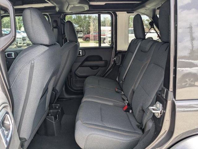 new 2025 Jeep Wrangler car, priced at $47,941