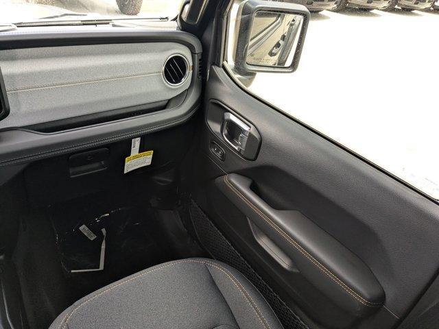 new 2025 Jeep Wrangler car, priced at $47,941