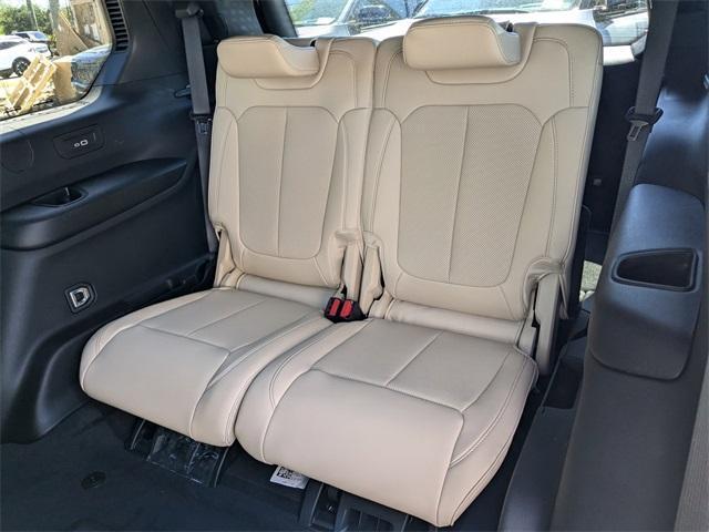 new 2025 Jeep Grand Cherokee L car, priced at $42,560