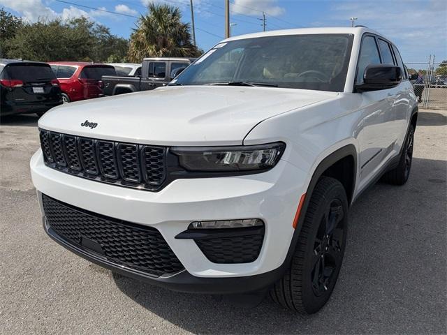 new 2025 Jeep Grand Cherokee car, priced at $40,995