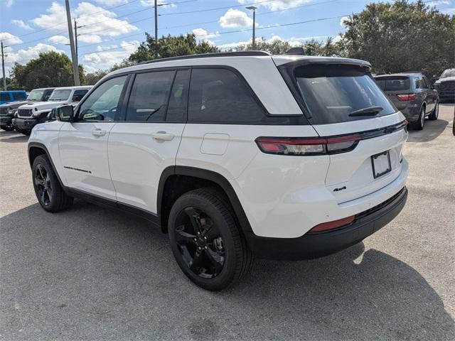 new 2025 Jeep Grand Cherokee car, priced at $40,995