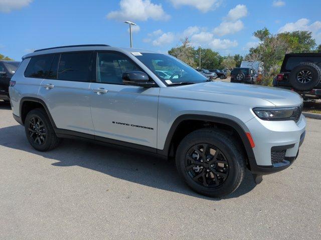 new 2024 Jeep Grand Cherokee L car, priced at $35,920