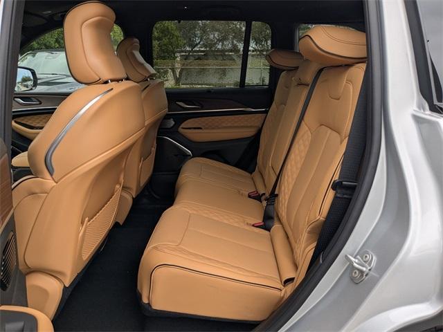 new 2025 Jeep Grand Cherokee car, priced at $57,985