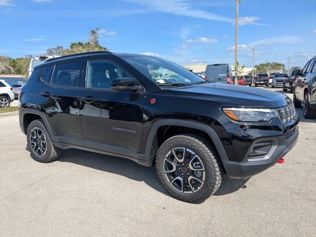 new 2025 Jeep Compass car, priced at $39,935