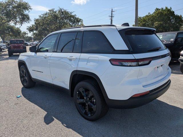new 2025 Jeep Grand Cherokee car, priced at $39,918