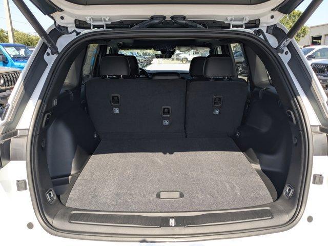 new 2025 Jeep Grand Cherokee car, priced at $39,918