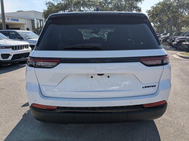 new 2025 Jeep Grand Cherokee car, priced at $39,918