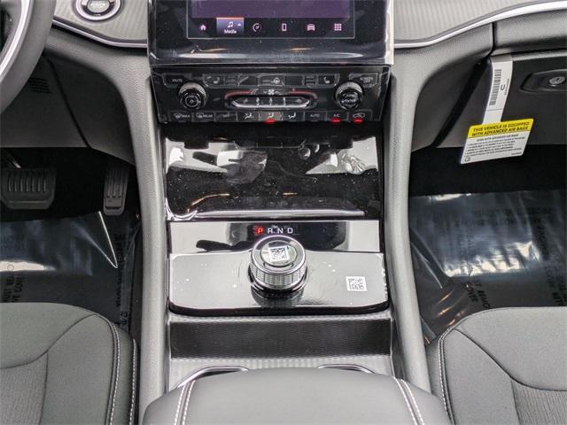 new 2025 Jeep Grand Cherokee car, priced at $34,420