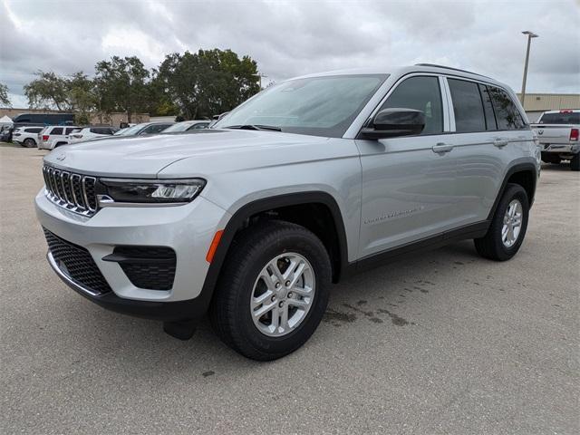 new 2025 Jeep Grand Cherokee car, priced at $34,420