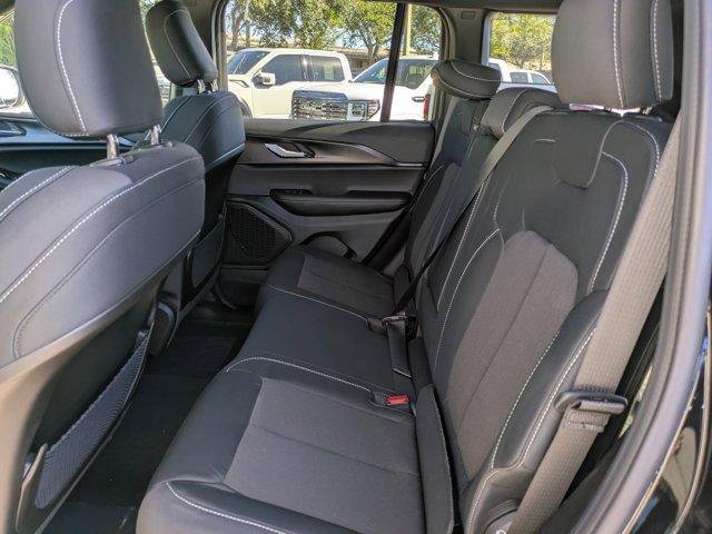 new 2025 Jeep Grand Cherokee car, priced at $34,475