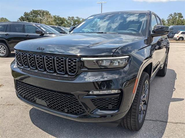 new 2025 Jeep Grand Cherokee car, priced at $59,945
