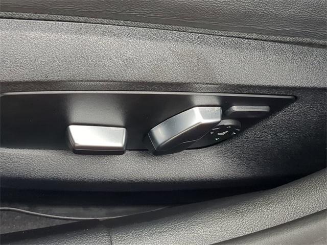 used 2023 BMW 540 car, priced at $39,791