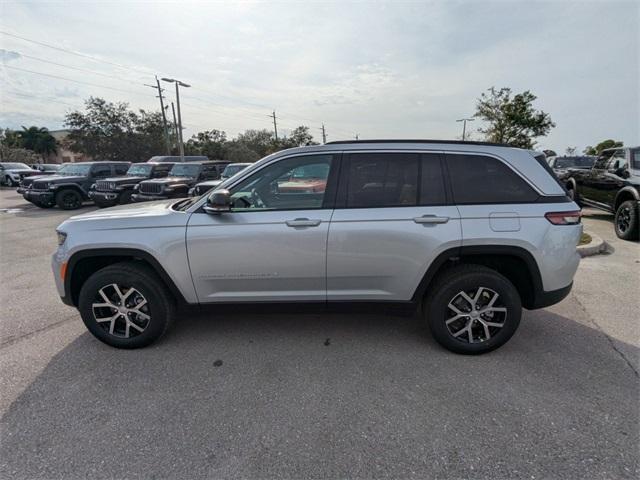 new 2025 Jeep Grand Cherokee car, priced at $47,295