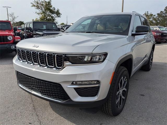 new 2025 Jeep Grand Cherokee car, priced at $47,295