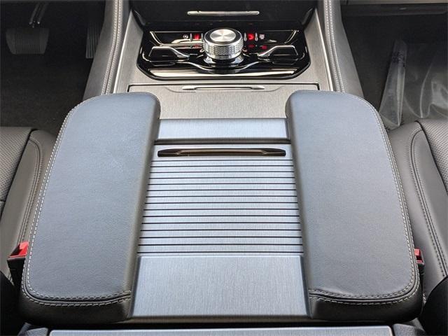 new 2025 Jeep Wagoneer L car, priced at $79,870