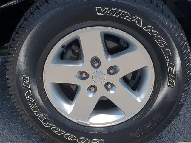 used 2015 Jeep Wrangler Unlimited car, priced at $19,991