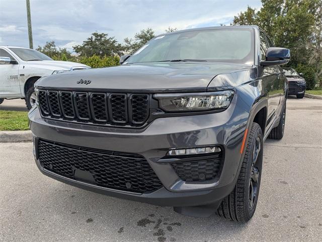 new 2025 Jeep Grand Cherokee car, priced at $44,160