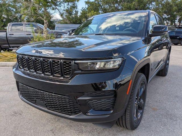 new 2024 Jeep Grand Cherokee car, priced at $39,995