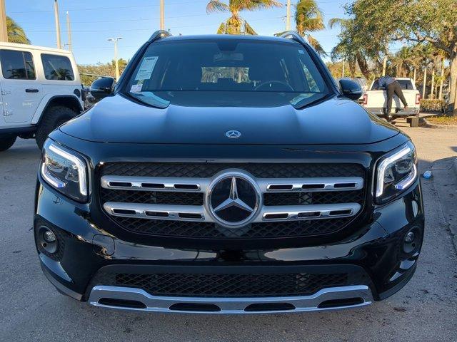 used 2021 Mercedes-Benz GLB 250 car, priced at $27,994