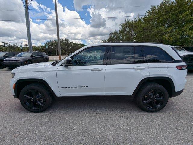 new 2025 Jeep Grand Cherokee car, priced at $39,775