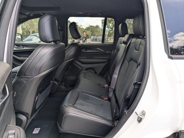new 2025 Jeep Grand Cherokee car, priced at $39,775