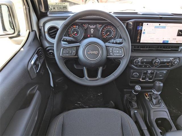 new 2025 Jeep Wrangler car, priced at $47,915