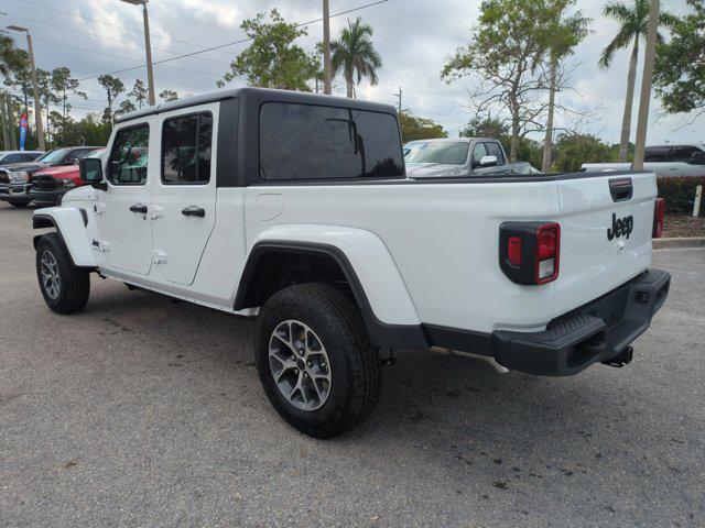 new 2024 Jeep Gladiator car, priced at $39,940