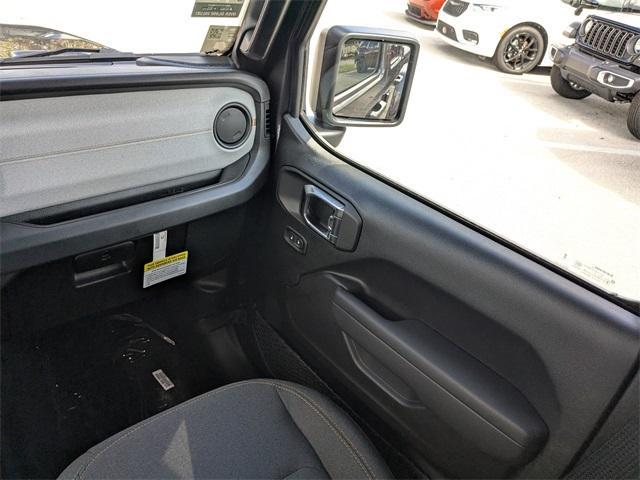 new 2025 Jeep Gladiator car, priced at $43,935