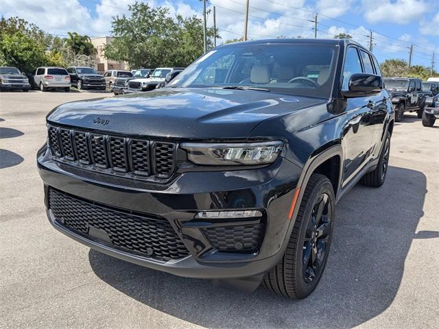 new 2025 Jeep Grand Cherokee car, priced at $47,960