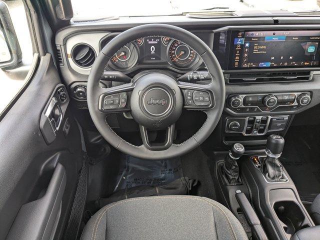 new 2025 Jeep Wrangler car, priced at $48,985