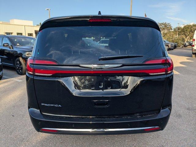 new 2025 Chrysler Pacifica car, priced at $42,920