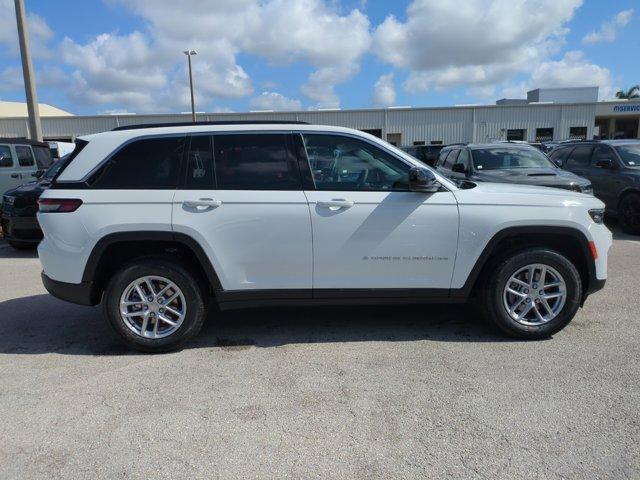 new 2024 Jeep Grand Cherokee car, priced at $29,880