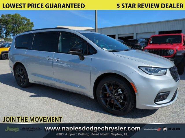 new 2024 Chrysler Pacifica car, priced at $44,910