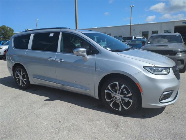 new 2024 Chrysler Pacifica car, priced at $55,780