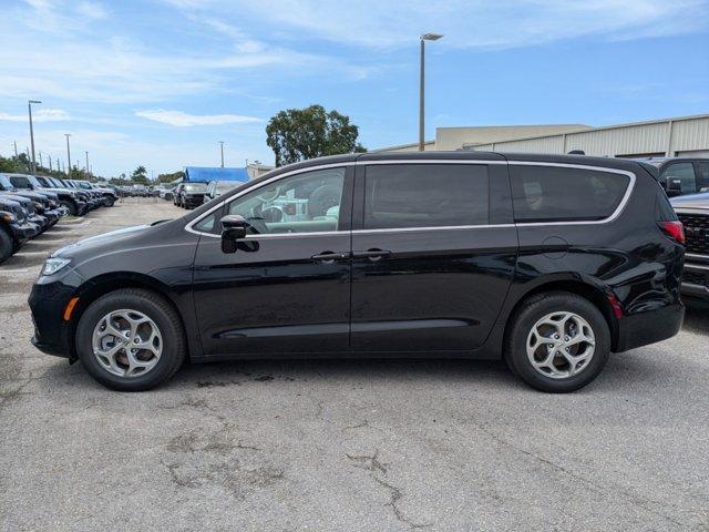 new 2024 Chrysler Pacifica car, priced at $48,915