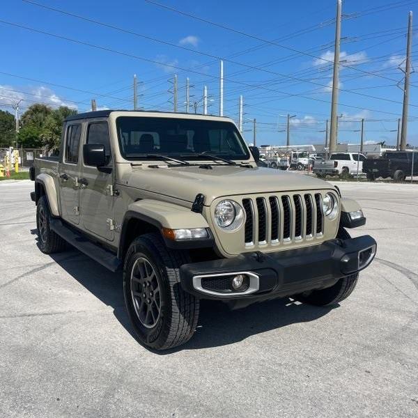 used 2022 Jeep Gladiator car, priced at $34,991
