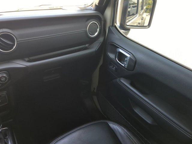 used 2022 Jeep Gladiator car, priced at $30,493