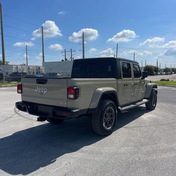 used 2022 Jeep Gladiator car, priced at $34,991