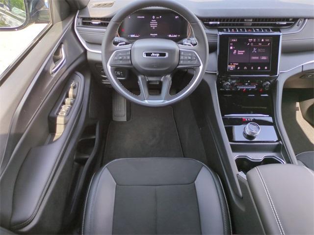 new 2024 Jeep Grand Cherokee L car, priced at $39,930