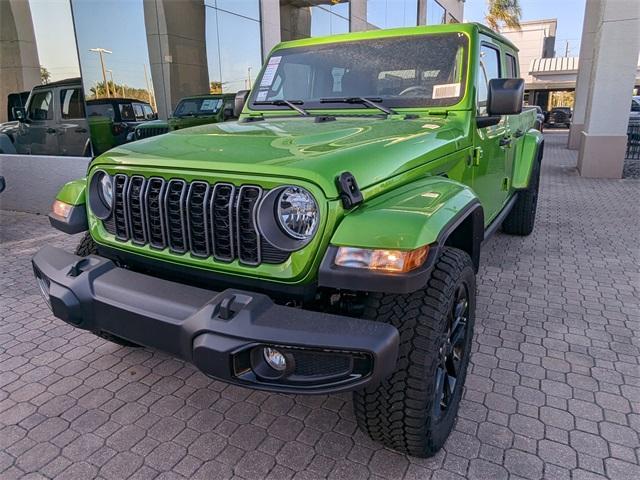 new 2025 Jeep Gladiator car, priced at $39,980