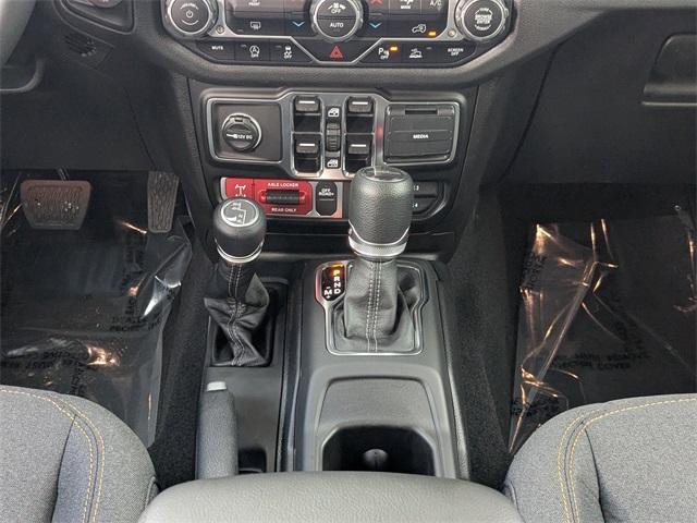 new 2025 Jeep Gladiator car, priced at $49,827